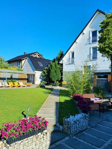 Mielno House | Bosman Pokoje Gościnne