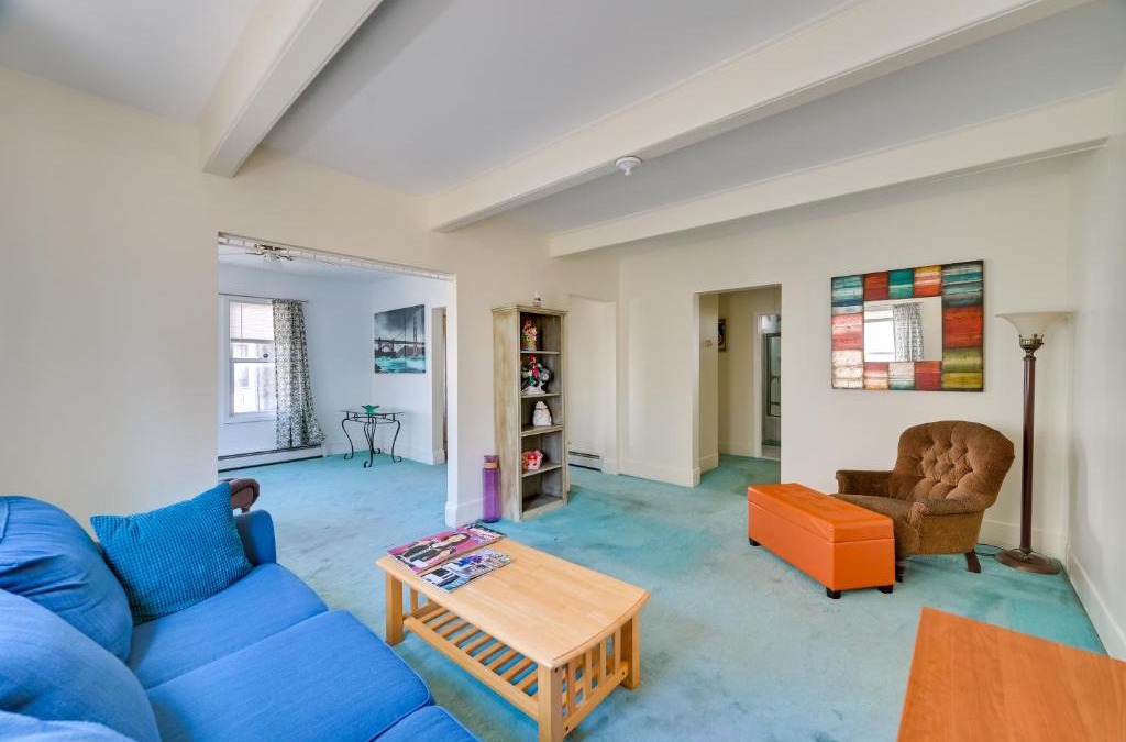 Revere Apartment | Boston Area Vacation Rental 3 Mi to Airport!