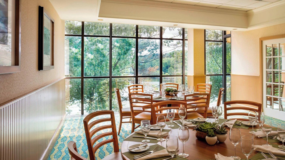 Auburndale Hotel | Boston Marriott Newton