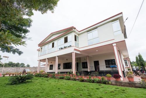Piriyapatna Hotel | Bota Royal