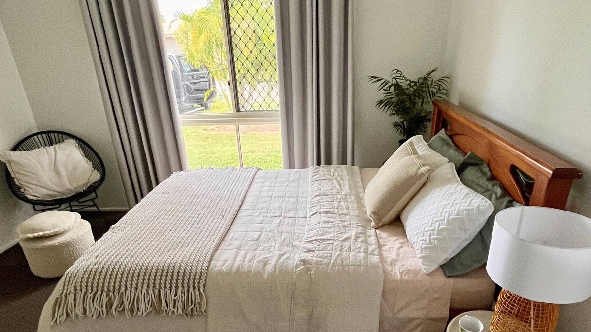 Kirwan House | Botanic - Centrally Located 4 Bed 2 Bath Home in Townsville