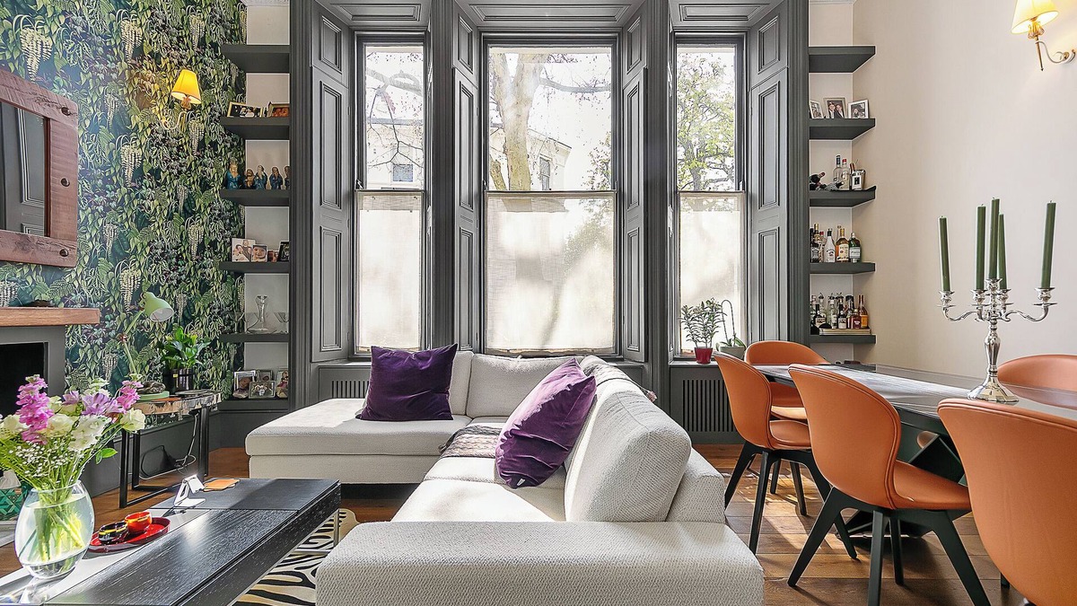 Earl's Court Apartment | Botanical Boutique in South Kensington, by Veeve