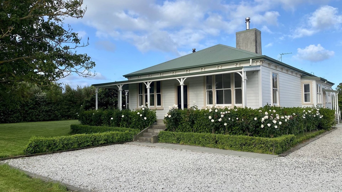 Spring Creek House | Botham's Beauty - Blenheim Holiday Home
