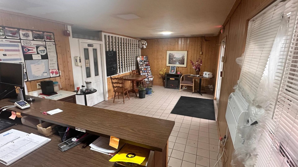 Botkins Hotel | Botkins motel