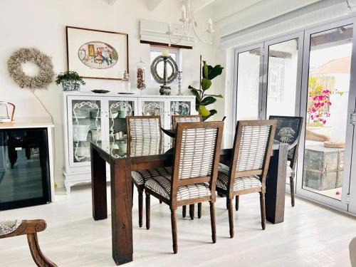 Paternoster Villa | Bougain Villa