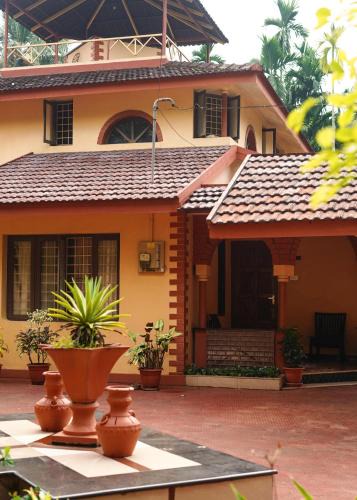 Kozhikode House | Bough'n Villa 1B - Balcony room