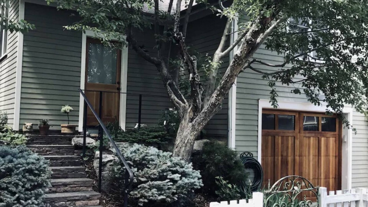 Mapleton Hill Cottage | BOULDER OASIS - only steps from downtown Boulder