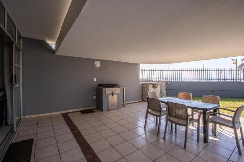 Margate Beach Apartment | Boulevard 12