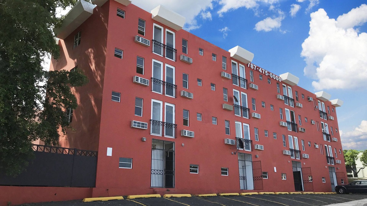 Mayaguez Pueblo Apartment | Boulevard Park IV 406