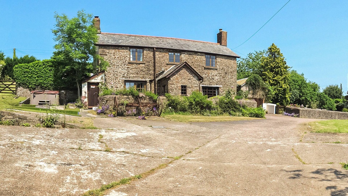 Littleham Cottage | Boundstone Farmhouse