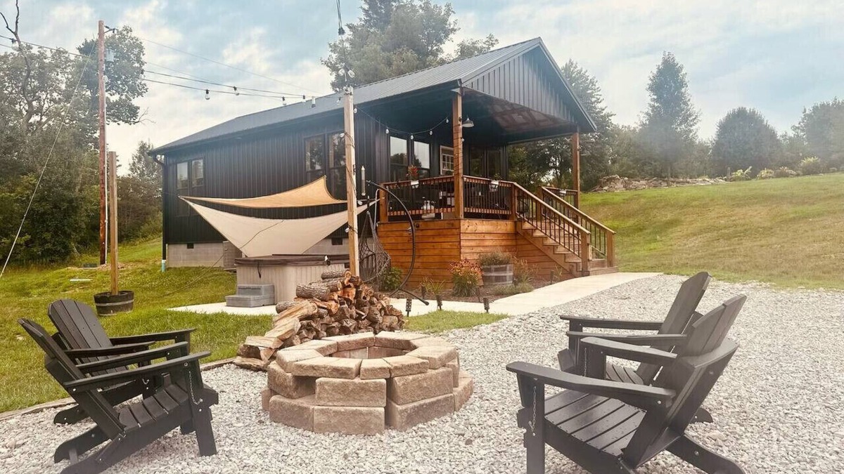 Lawrenceburg Cottage | Bourbon Barrel Cottages #3 on Ky. Bourbon Trail