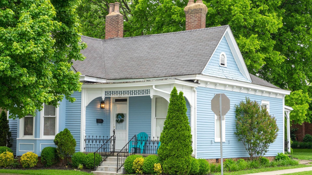 Bardstown Cottage | Bourbon Cottage, 2 BR, Downtown Historic Bardstown next to Bakery!