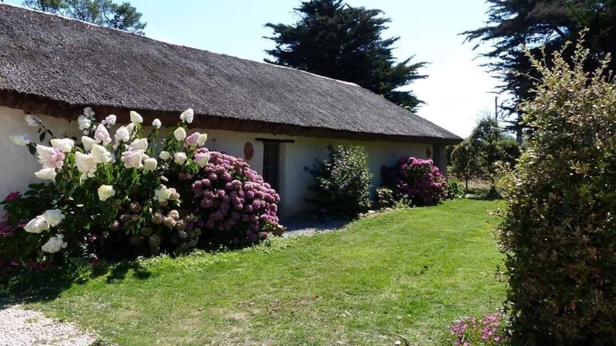 Saint-Hilaire-de-Riez House | Bourrine Vendéenne and large garden near the sea