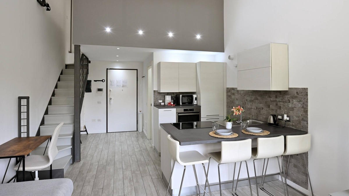 Santa Maria Novella Apartment | Boutique Apartment "Divided Two" in Florence