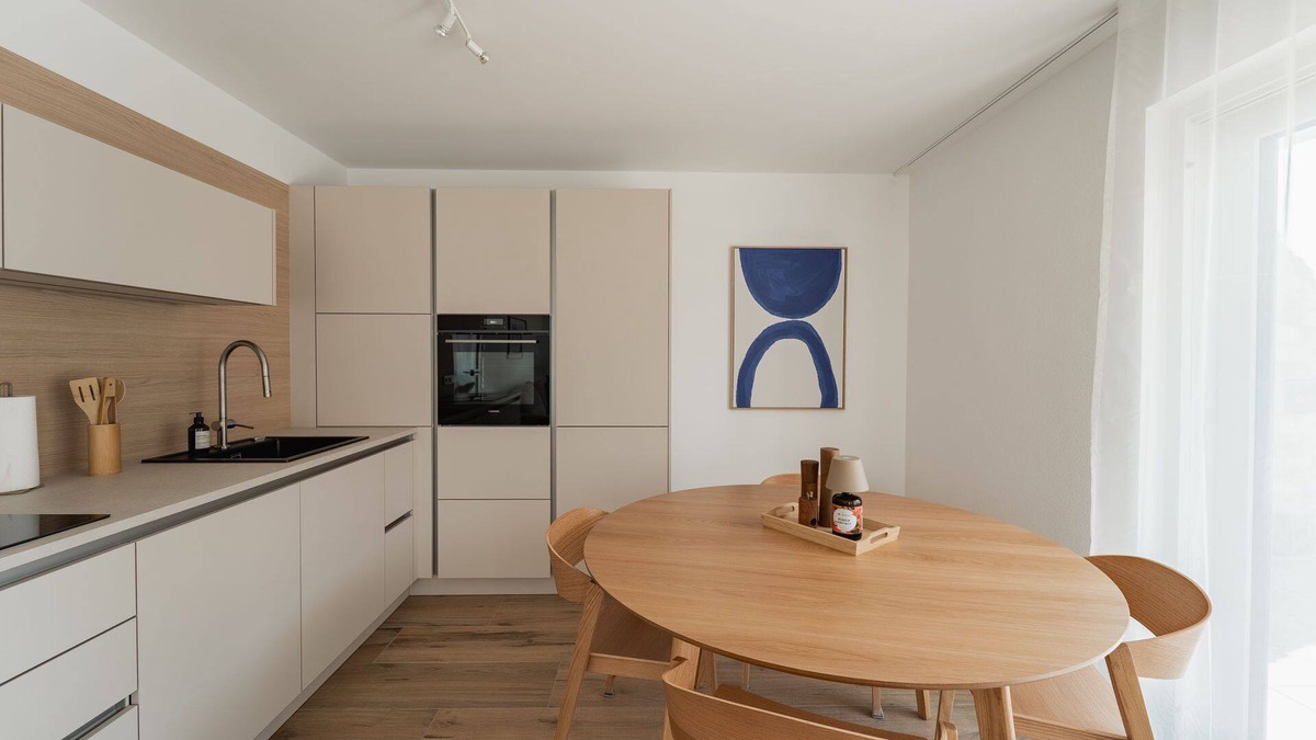 Feldwies Apartment | Boutique apartment on Lake Chiemsee with private sun terrace