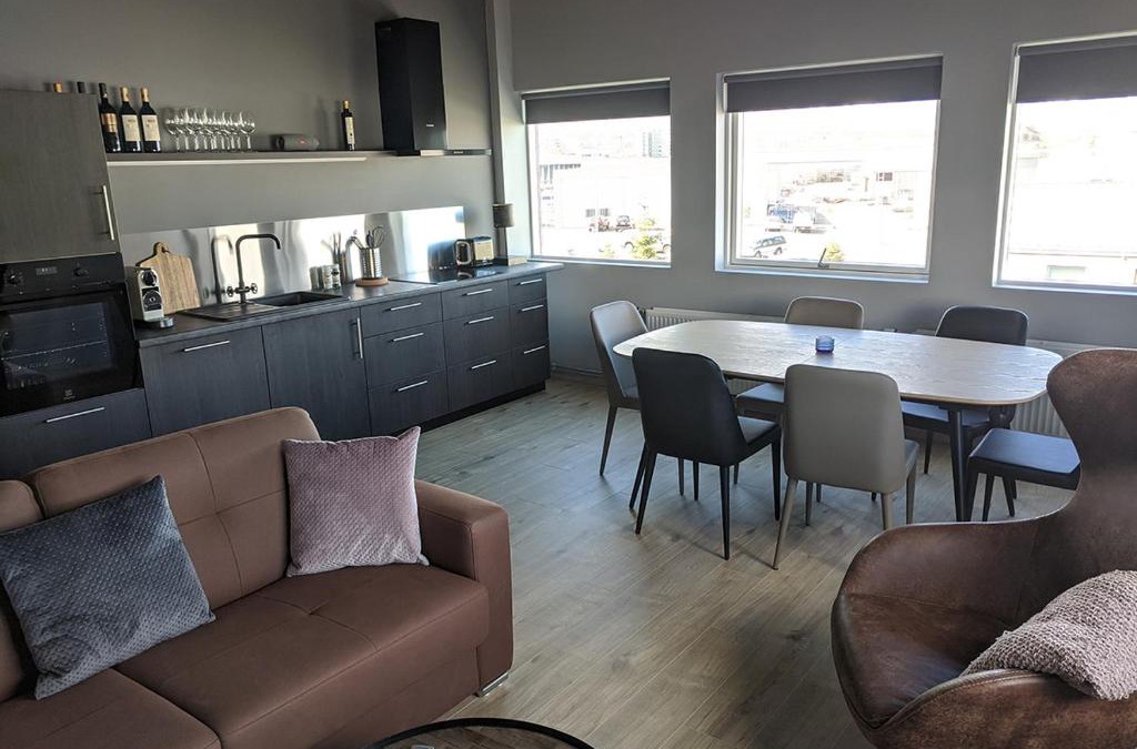 Oddeyrin Apartment | Boutique by the harbour - Apartments 207 Akureyri