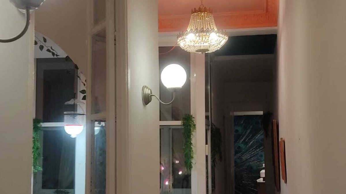 Diputacion de Cartagena Casco Condo | Boutique Carthago Modernista, con Techos Altos y Decorativos