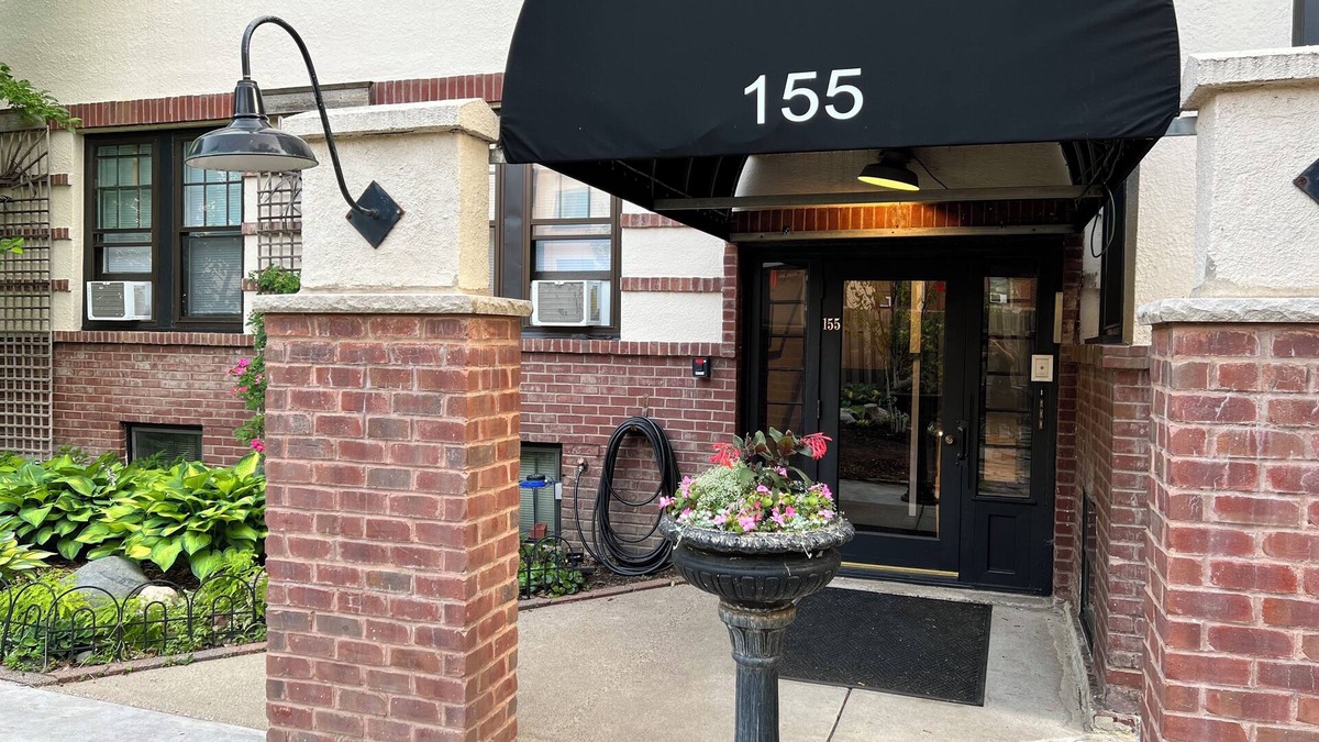 Summit - University Condo | Boutique Condo in historic Cathedral Hill neighborhood , St.Paul