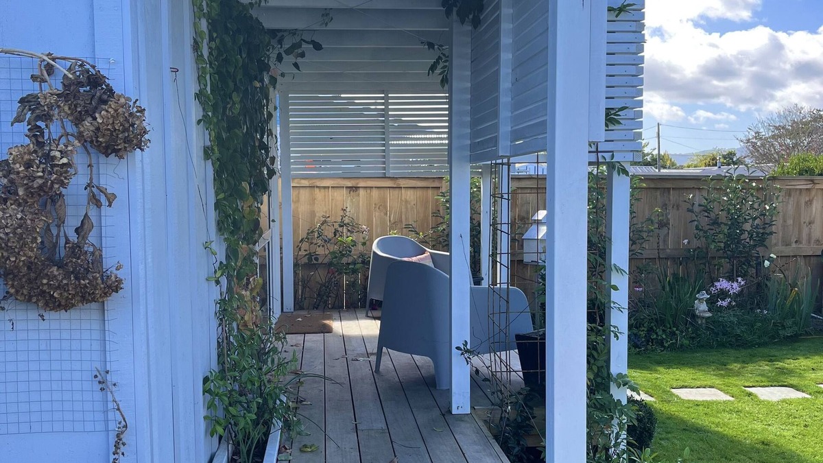 Matamata Cottage | Boutique French Cottage - Walk to Town!