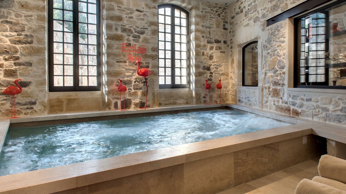Aigues-Mortes Medieval City Hotel | Boutique Hôtel des Remparts