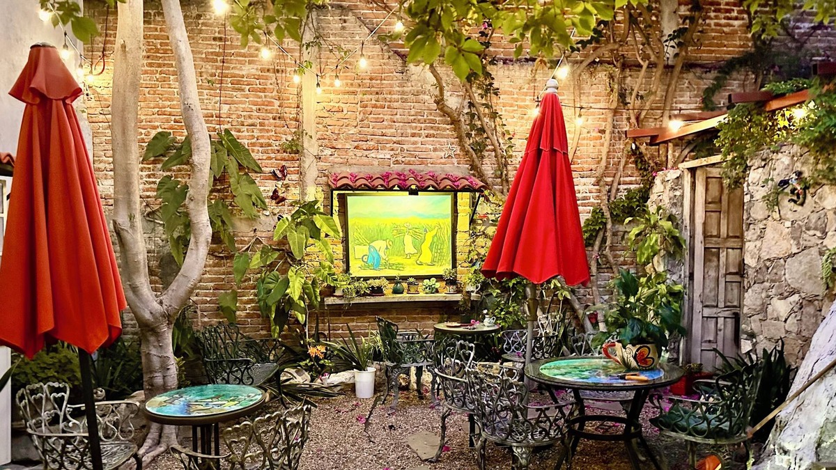 Colonia San Antonio Bed & Breakfast | Boutique Hotel Casa Camellia