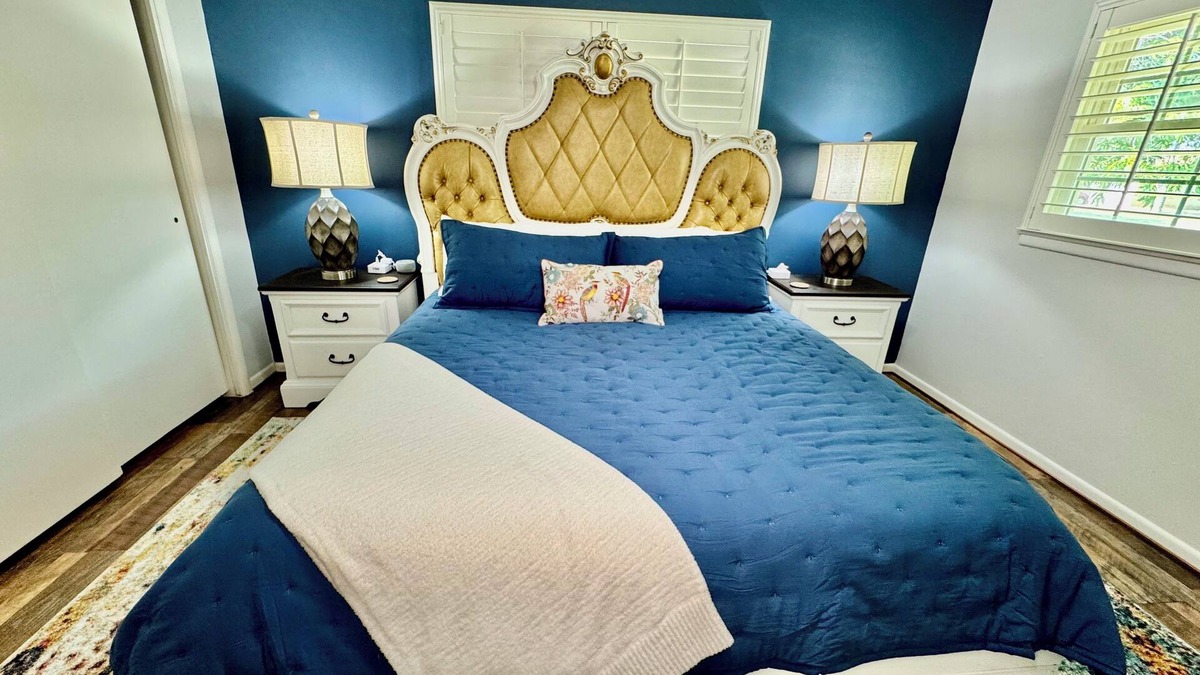 Abilene House | Boutique Home-Cozy, Clean, Comfy, 3/2 Abilene, Sleeps 6, near ACU, King