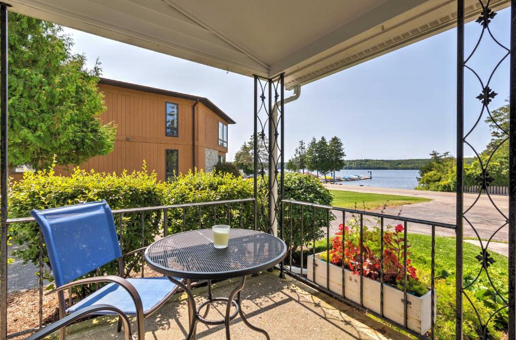Ephraim House | Boutique Home in Door County with Eagle Harbor Views