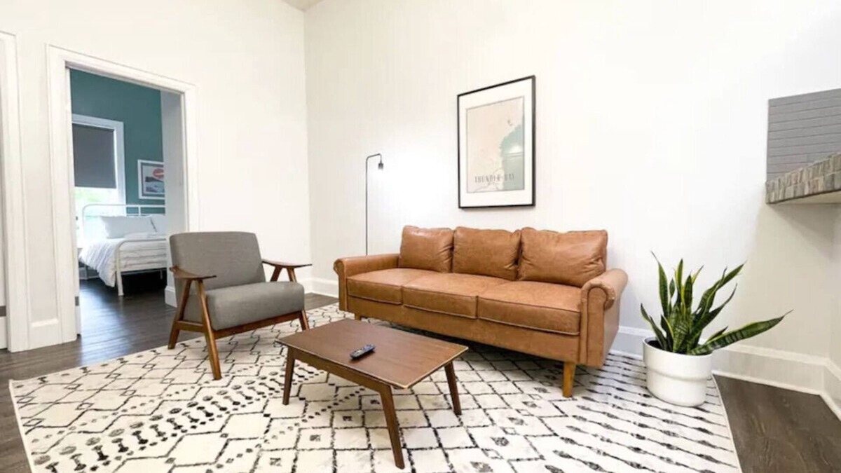 Thunder Bay Apartment | Boutique Hotel - #10 Two Double
