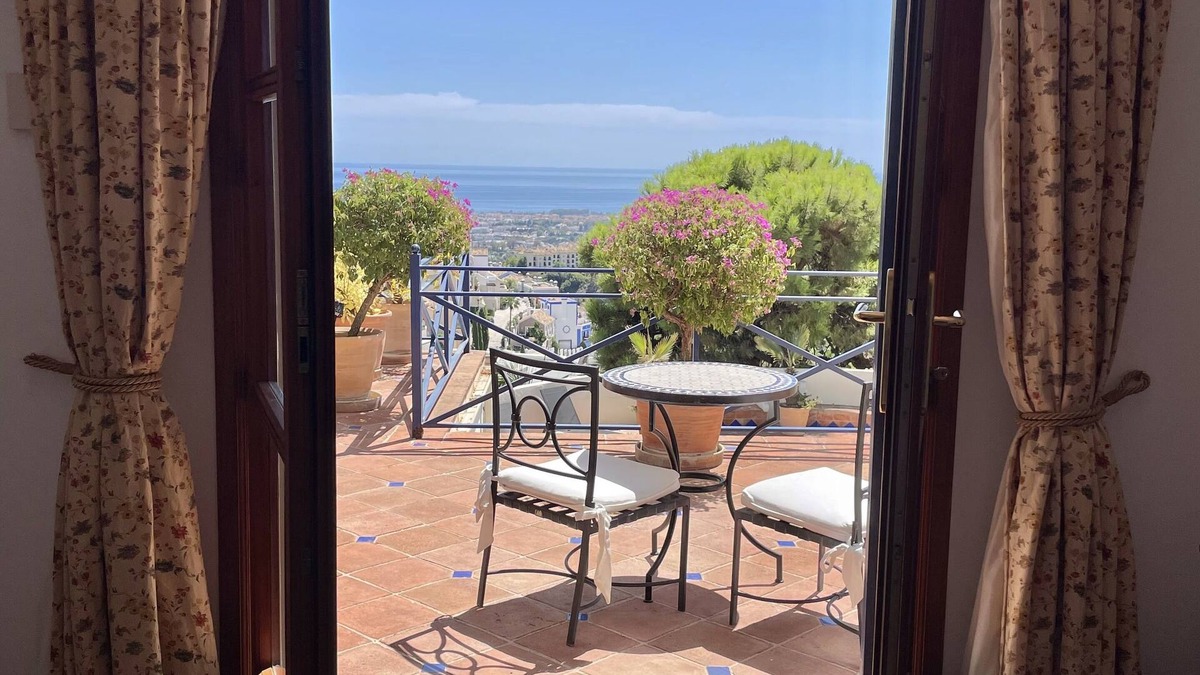 Benahavis Bed & Breakfast | Boutique Hotel Maravilla