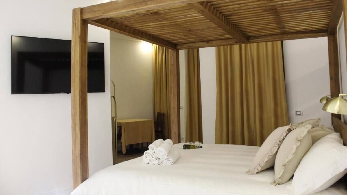 Mirafiori Sud House | Boutique Hotel with private parking! Just refurbished! In the Mirafiori area !!!