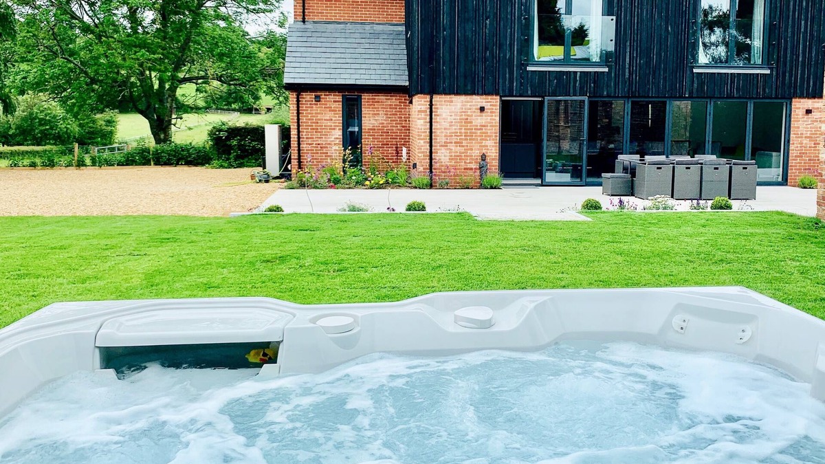 New Forest District House | Boutique luxury house with "Hot Tub" in rural New Forest, sleeps 11