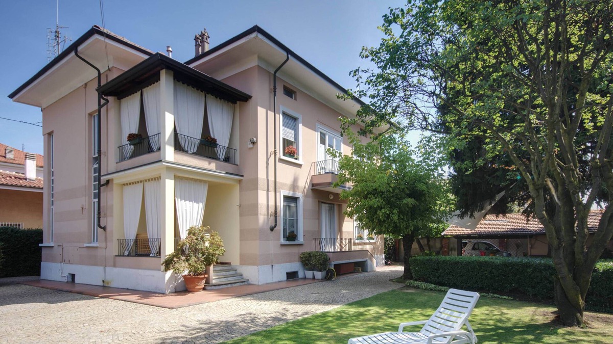 Cirie Apartment | Boutique Penthouse Apartment - Villa with Garden and parking
