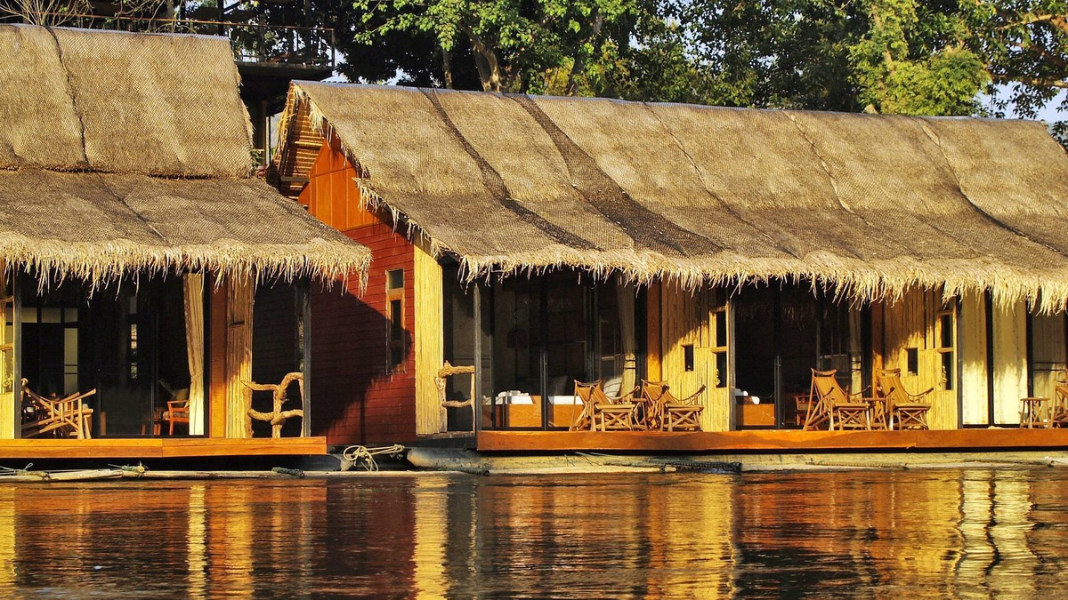 Tha Sao Hotel | Boutique Raft Resort