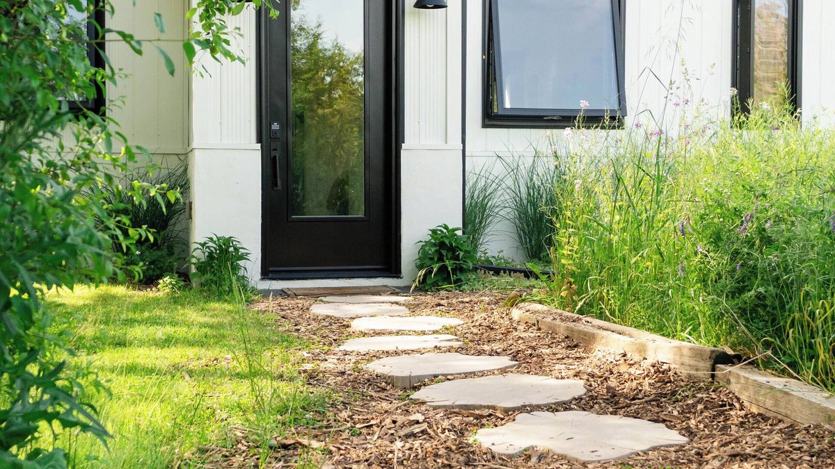 Prince Edward House | Boutique Retreat House in Prince Edward County.