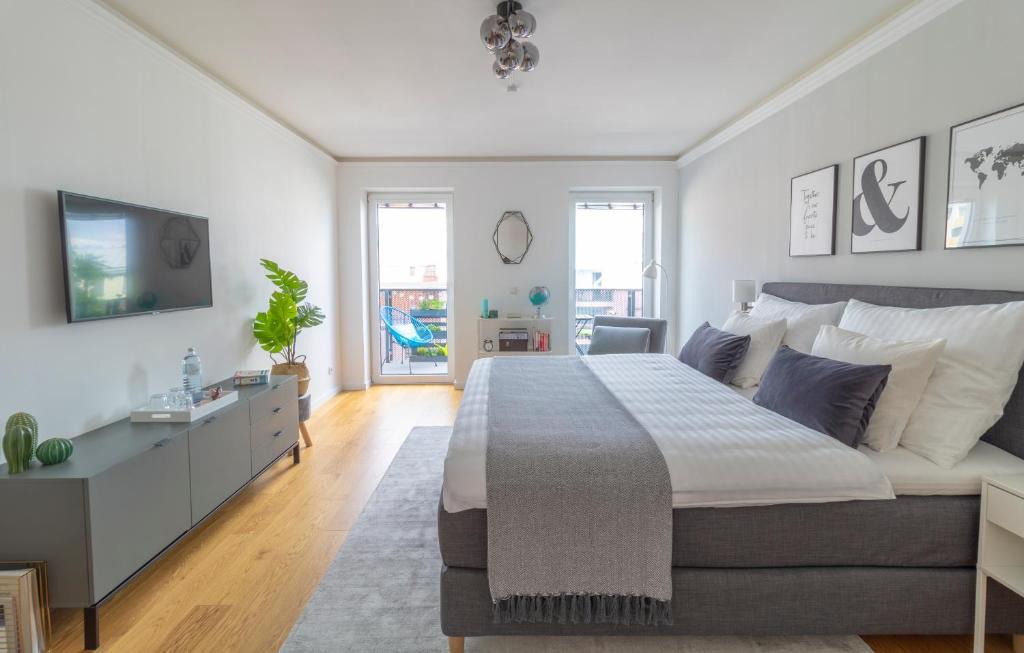 Brigittenau Apartment | Boutique Sky City Apt. with BALCONY/TOP SPOT