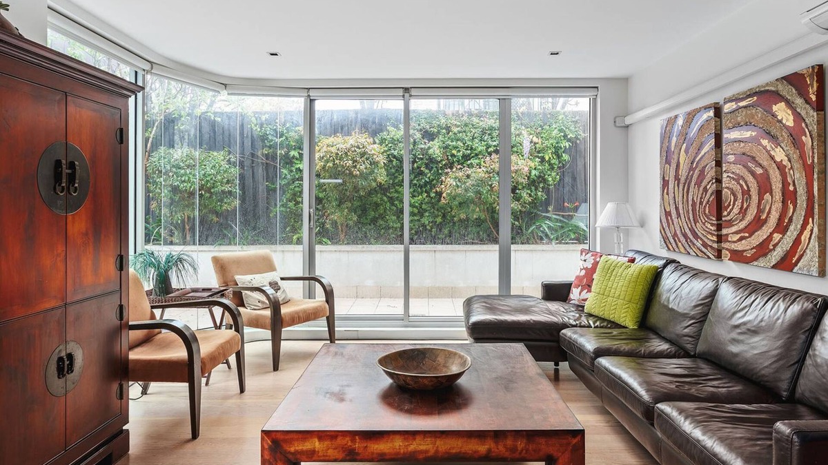 Elwood Apartment | BOUTIQUE STAYS - Lalique