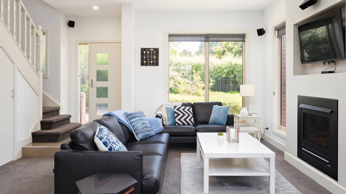 Mentone House | BOUTIQUE STAYS - Mentone Abode