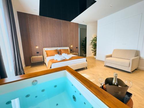 Cosenza Bed & Breakfast | Boutique Suites - Palazzo Crati 1800