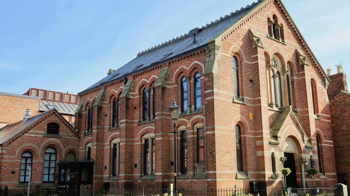Chester Apartment | Boutique Two Bed Penthouse @ Chapel Chester - City Centre