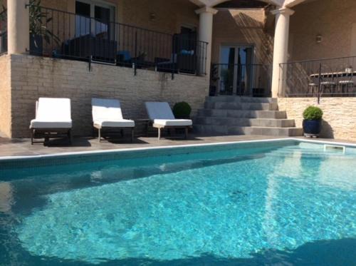 Bouzigues Bed & Breakfast | Bouzigues Suite Parentale Étang de Thau