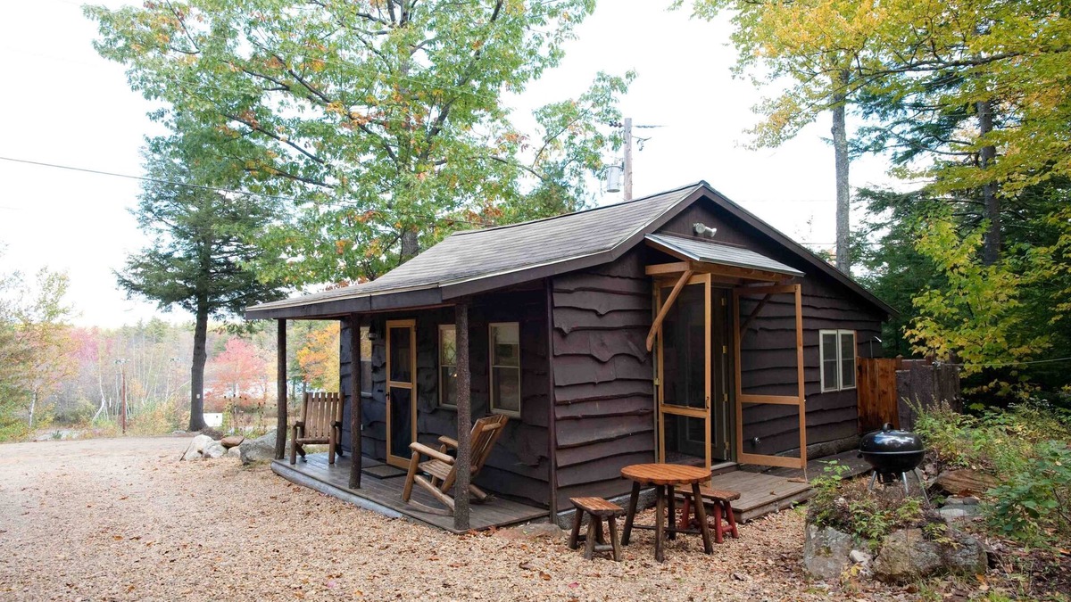 Pittsfield Cabin | Bower Cabin- Cabin in woods on a remote pond, Romantic getaway, Green living!
