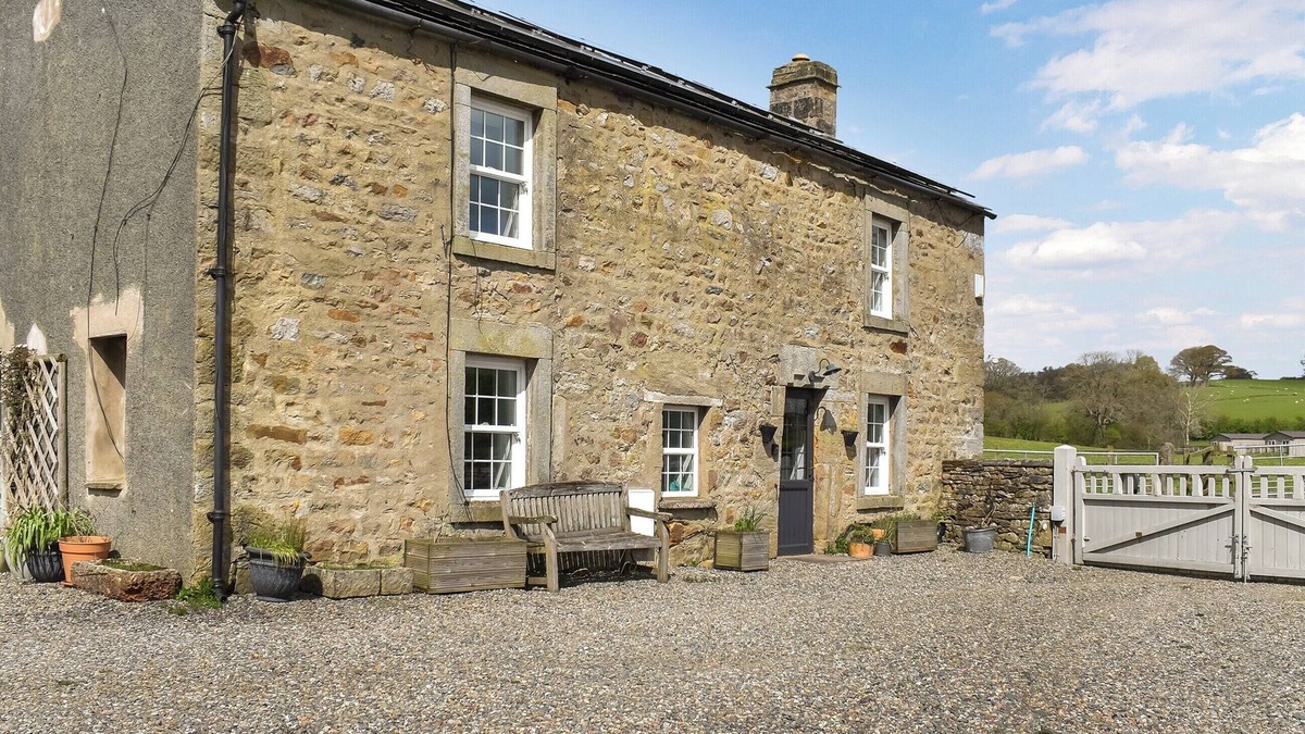 Wennington Cottage | Box Tree Farmhouse - UK47034