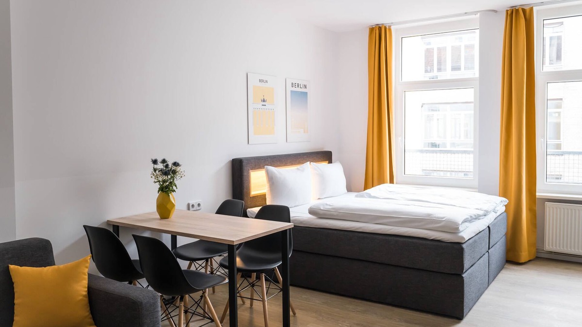 Friedrichshain Apartment | Boxi Studios Berlin S