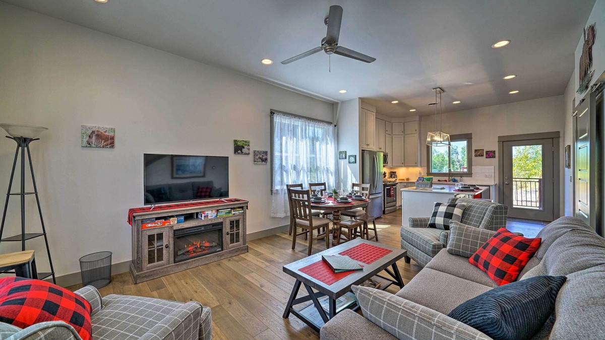 Four Corners House | Bozeman Home w/Deck: Walk to Fishing, Hot Springs