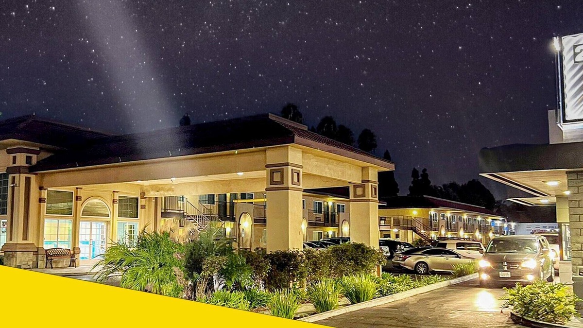 Anaheim Resort House | Bposhtels Anaheim