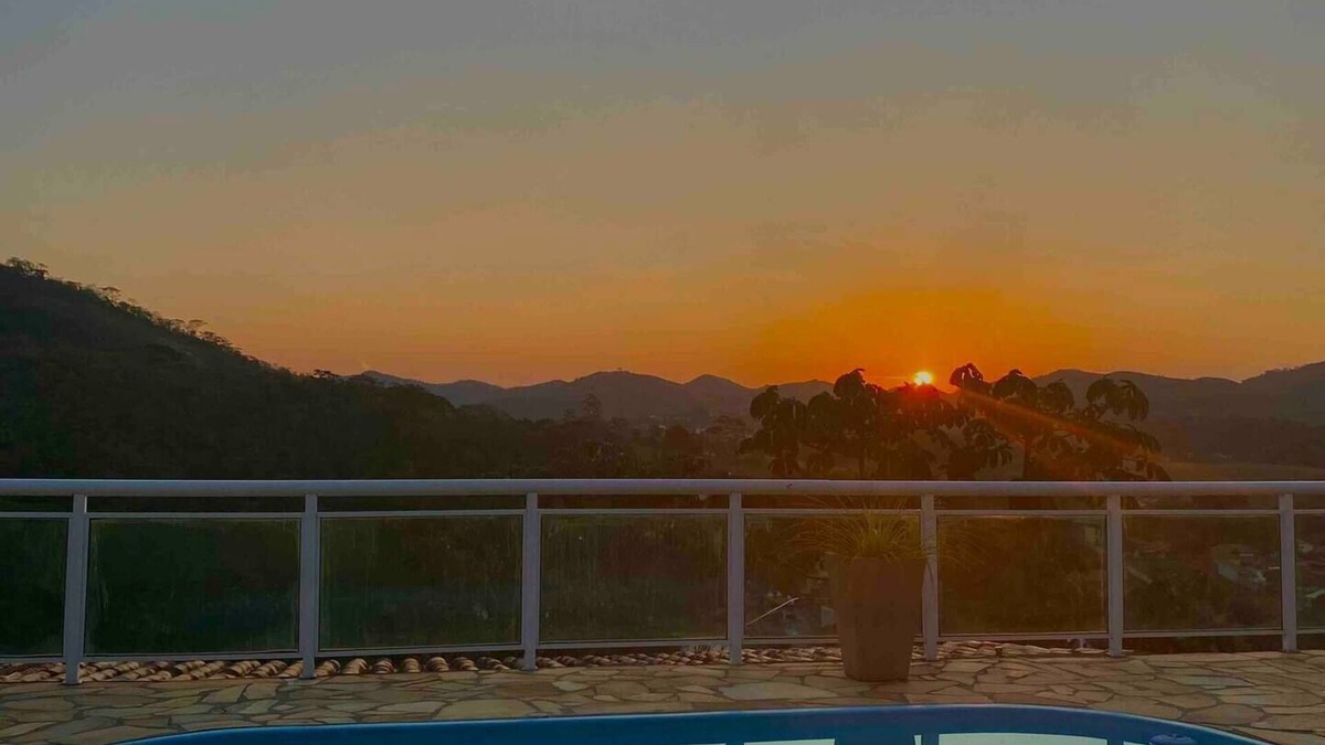 Miguel Pereira House | Suite 1 Miguel Pereira -1.1 km from city center