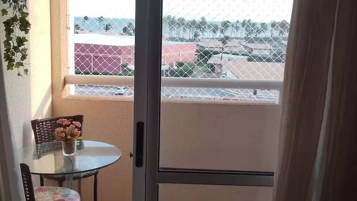 Barra dos Coqueiros Apartment | Apartment right on the sand with sea view!