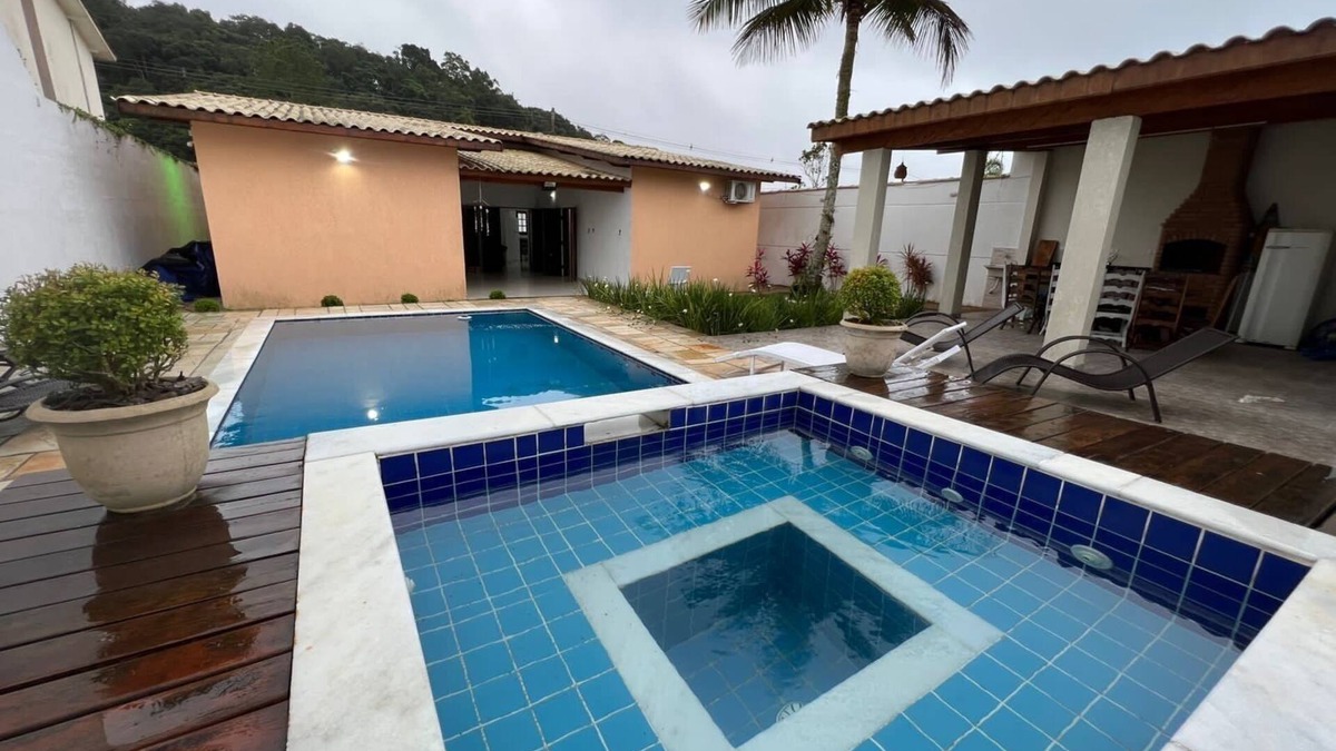 Jardim Capricornio House | Bela Casa Caraguatatuba - Praia do Capricórnio - 10 Pessoas
