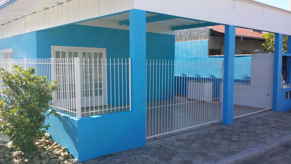 Praia da Armacao do Itapocoroi House | HOUSE FOR RENT IN THE PENHA FOR 11 PEOPLE NEXT TO THE PARK BETO CARRERO WORLD