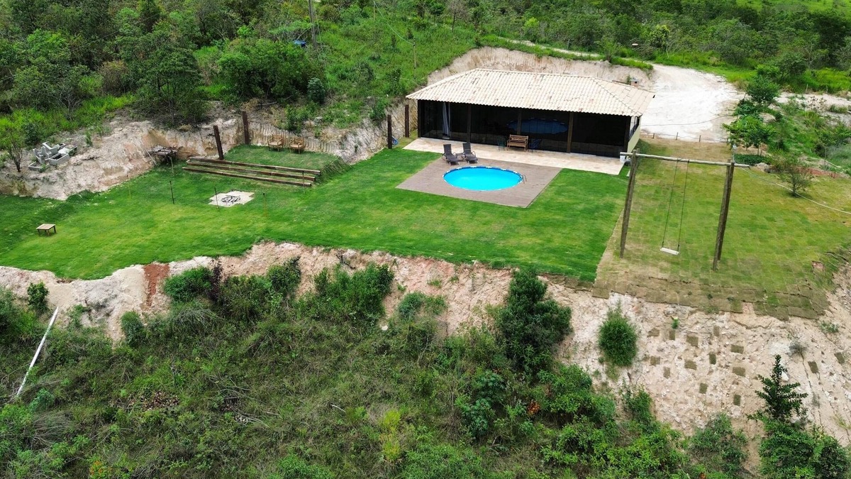 Cesar de Pina Cottage | Casa Vista da Serra Perto de Trilhas, Cachoeiras e em Contato com a Natureza